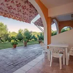 Gardenos מלון דירות Vitaládes
